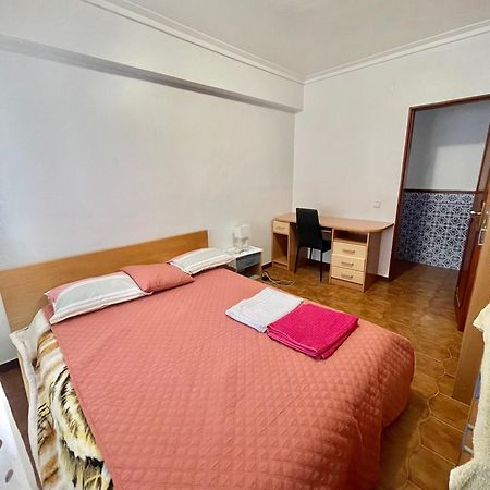 Quarto De Casal Acolhedor Laranjeiro  Exterior foto