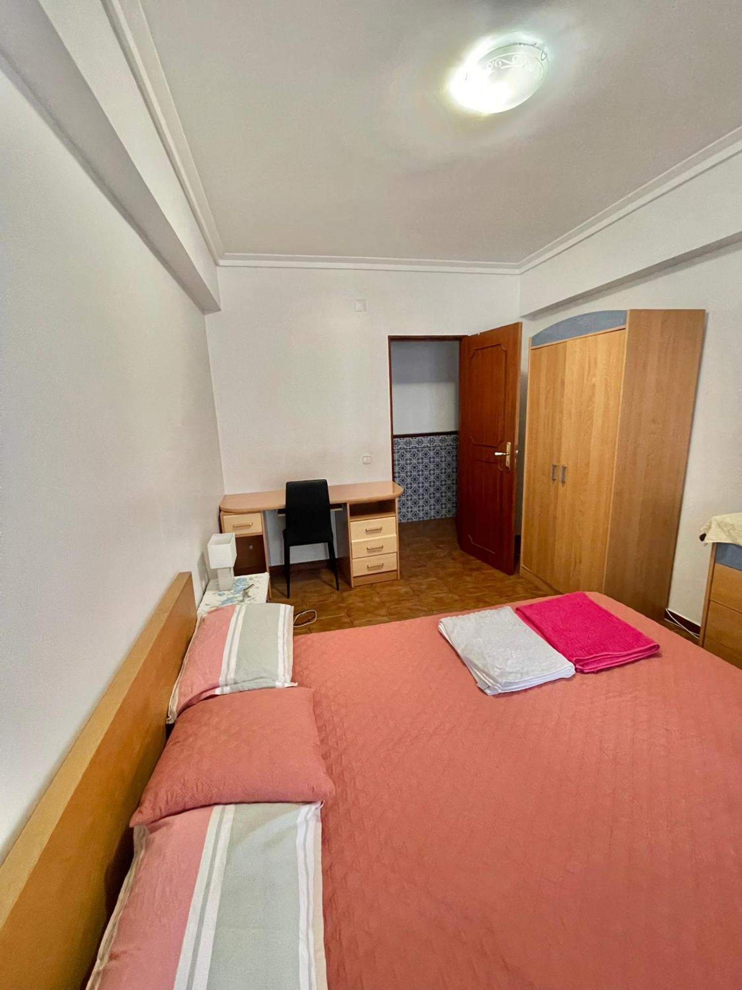 Quarto De Casal Acolhedor Laranjeiro  Exterior foto