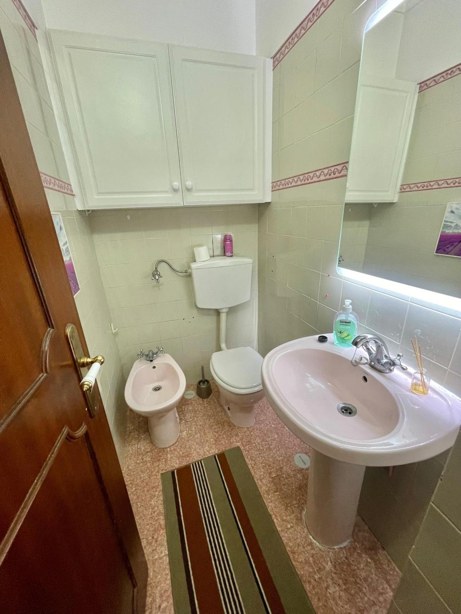 Quarto De Casal Acolhedor Laranjeiro  Exterior foto