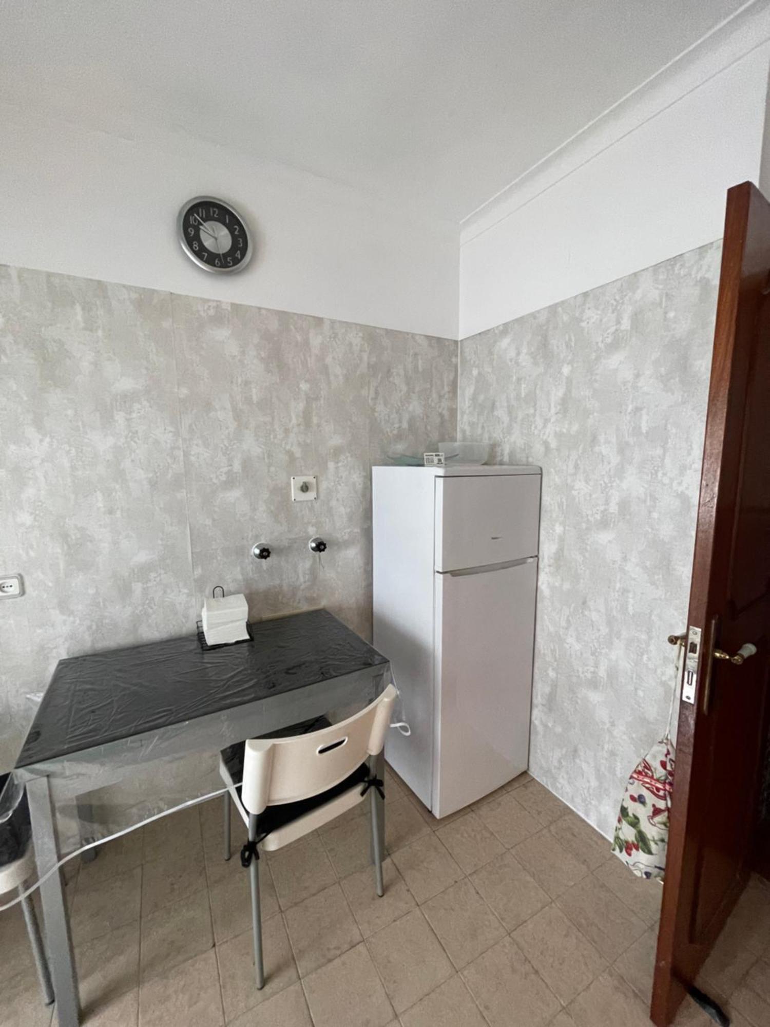 Quarto De Casal Acolhedor Laranjeiro  Exterior foto
